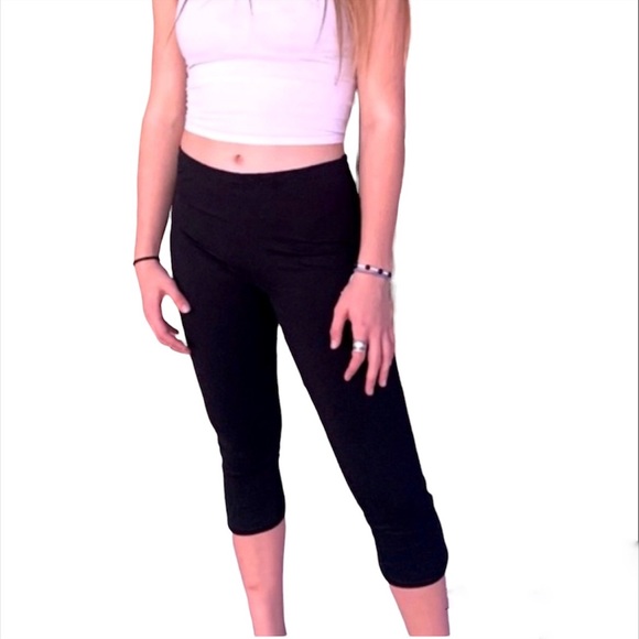 Fabletics Black Cropped Legging - Picture 9 of 9